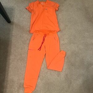 Figs Orange Scrub Set with Red Drawstring